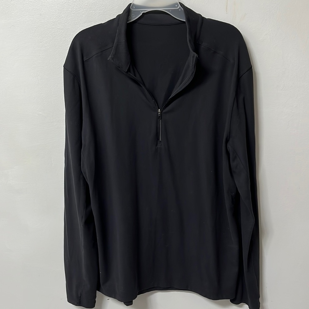 Men’s Lululemon LS black shirt EUC w pocket